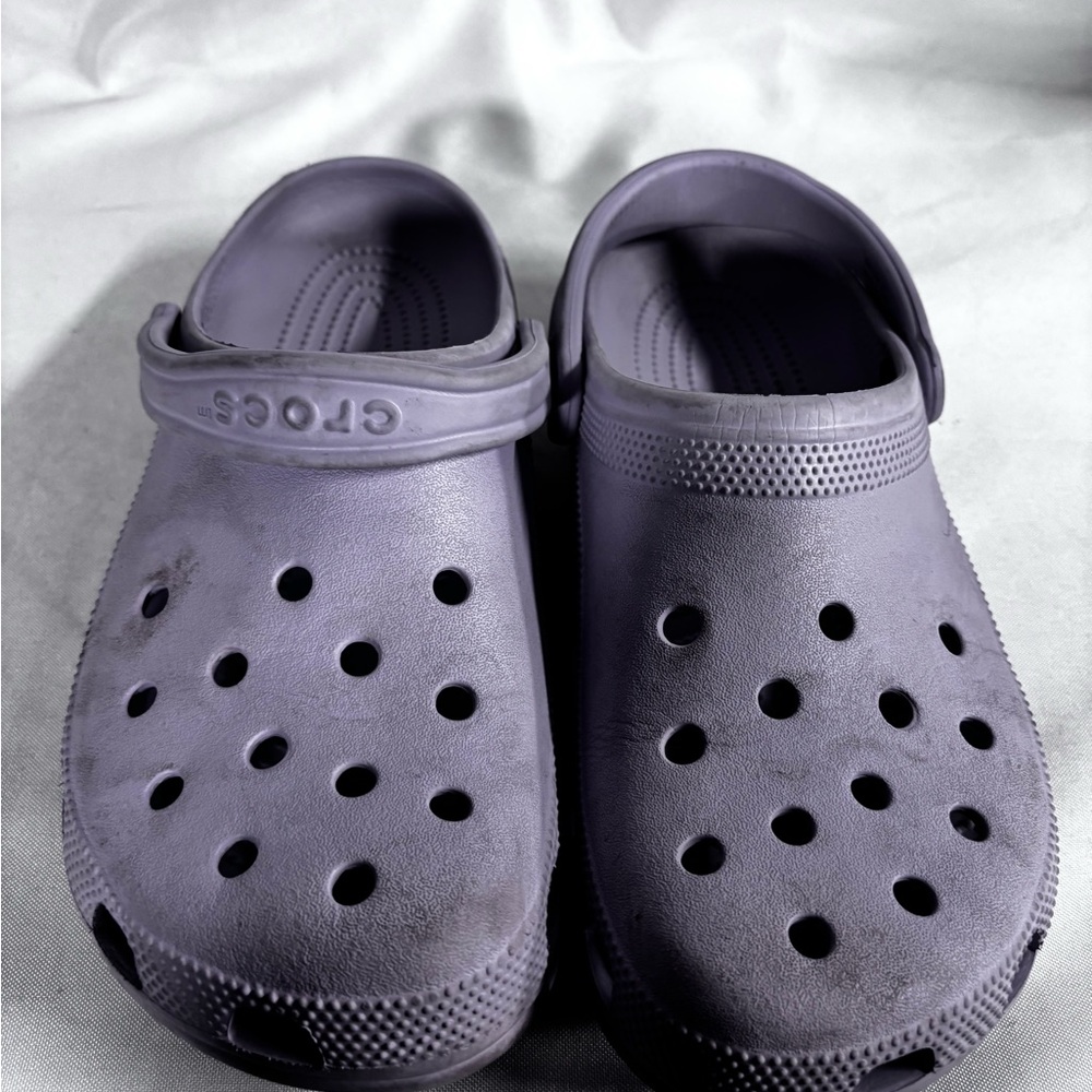 CROCS Men's Sandals in Lavender Hue